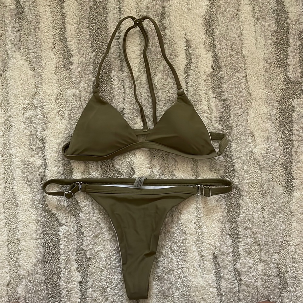 *NEVER WORN* olive bathing suit